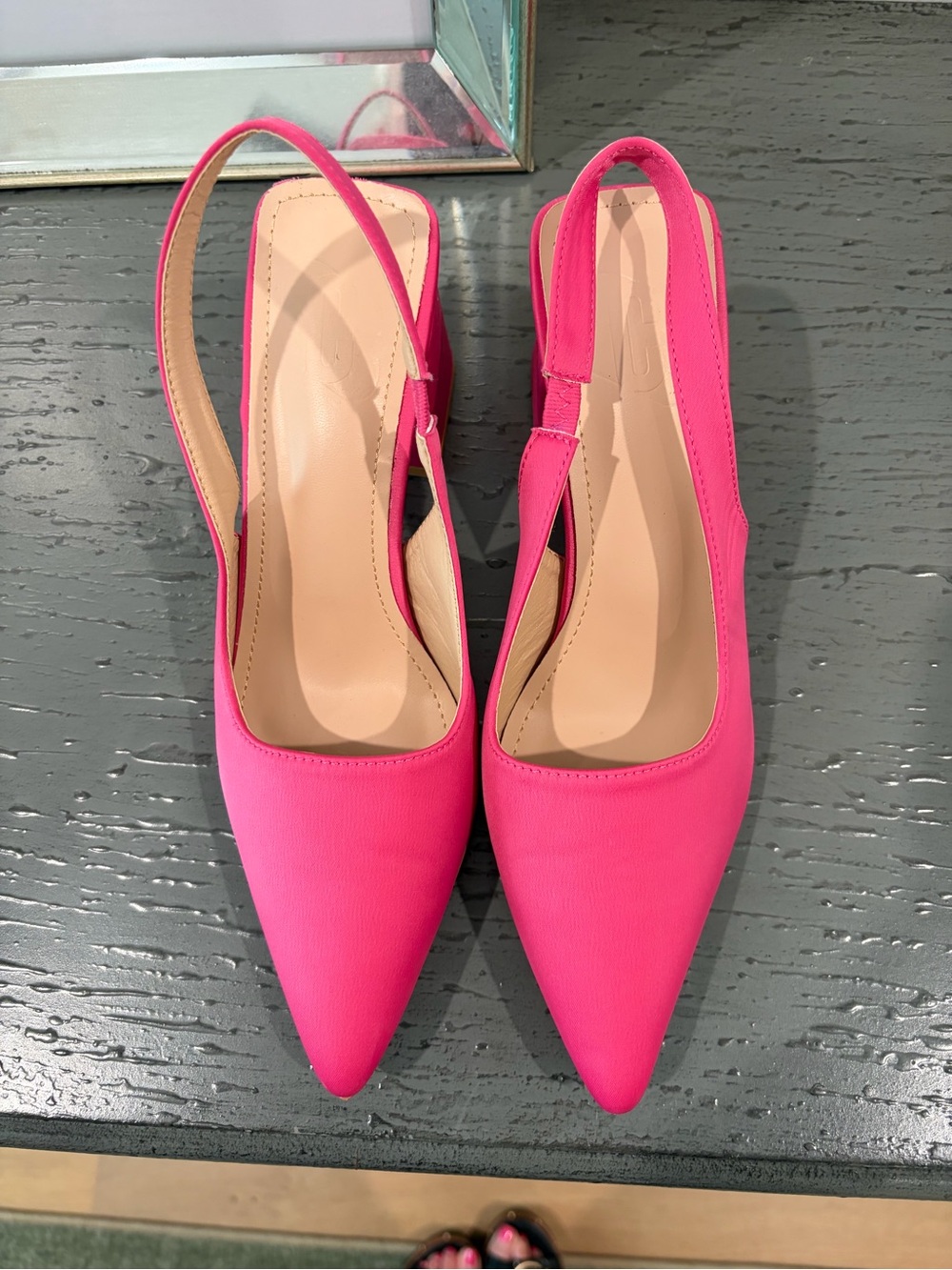 Pointed Slingback Flats in Hot Pink